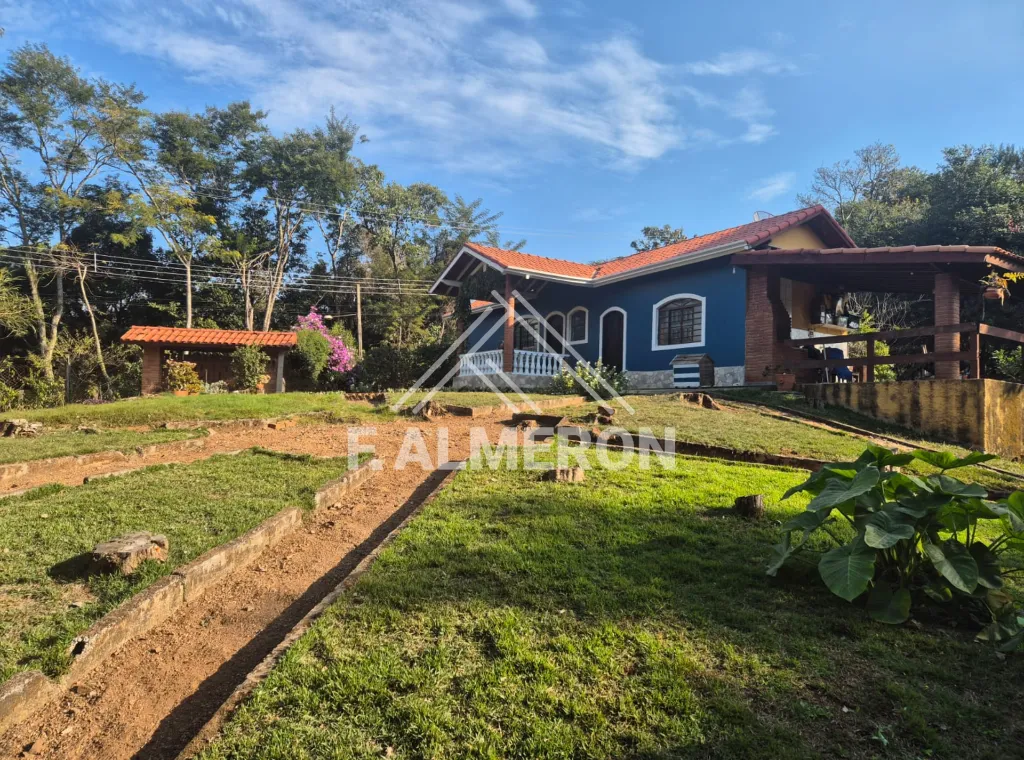 Cópia de Chácara casa azul (1).webp
