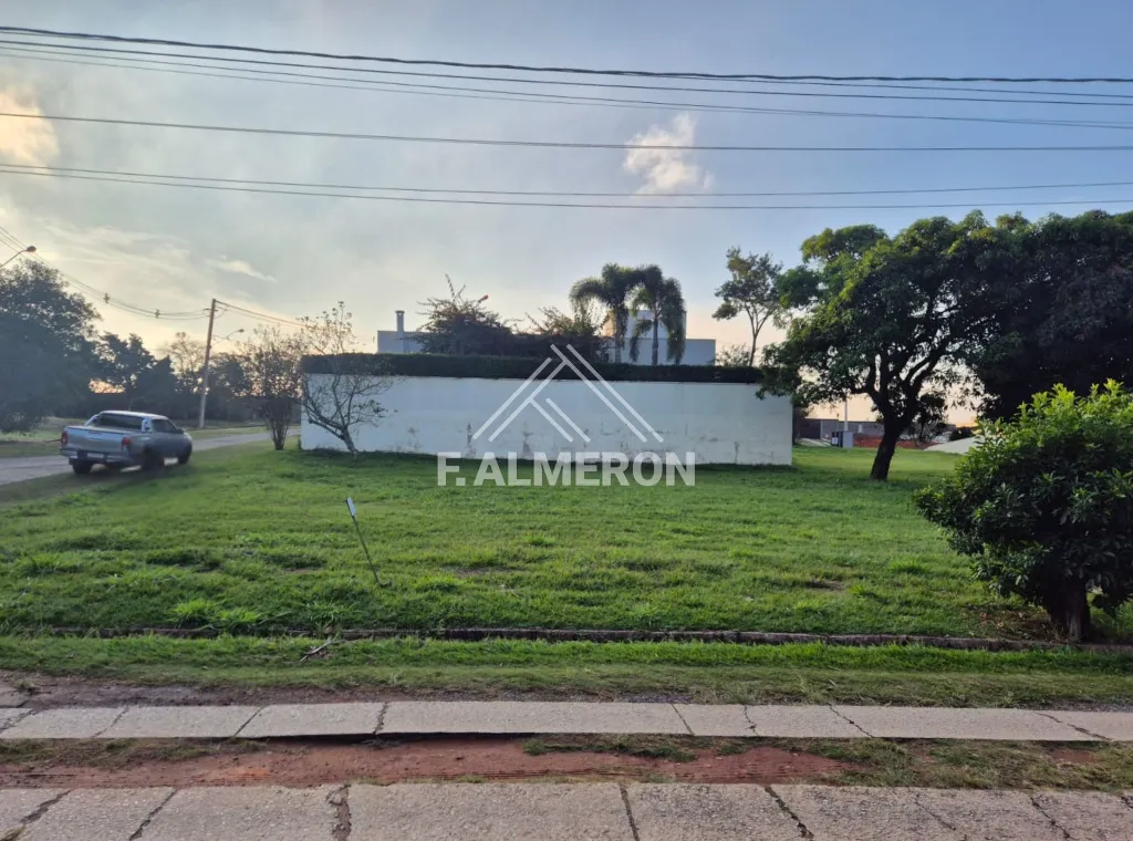 Terrenos Palmeiras Imperiais (1).webp